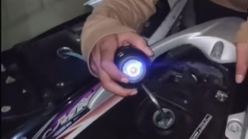 Bahaya, Jangan Sedot Bensin dengan Pompa Galon Air Elektrik!