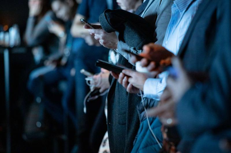 Kiamat Smartphone Diprediksi Terjadi pada 2030, Apa Penggantinya?