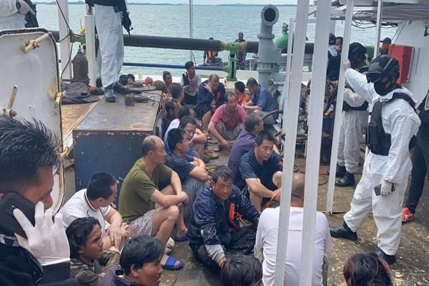 Dua Kapal Berbendera Tiongkok Diamankan Petugas, Ada Jenazah WNI Disimpan di Freezer