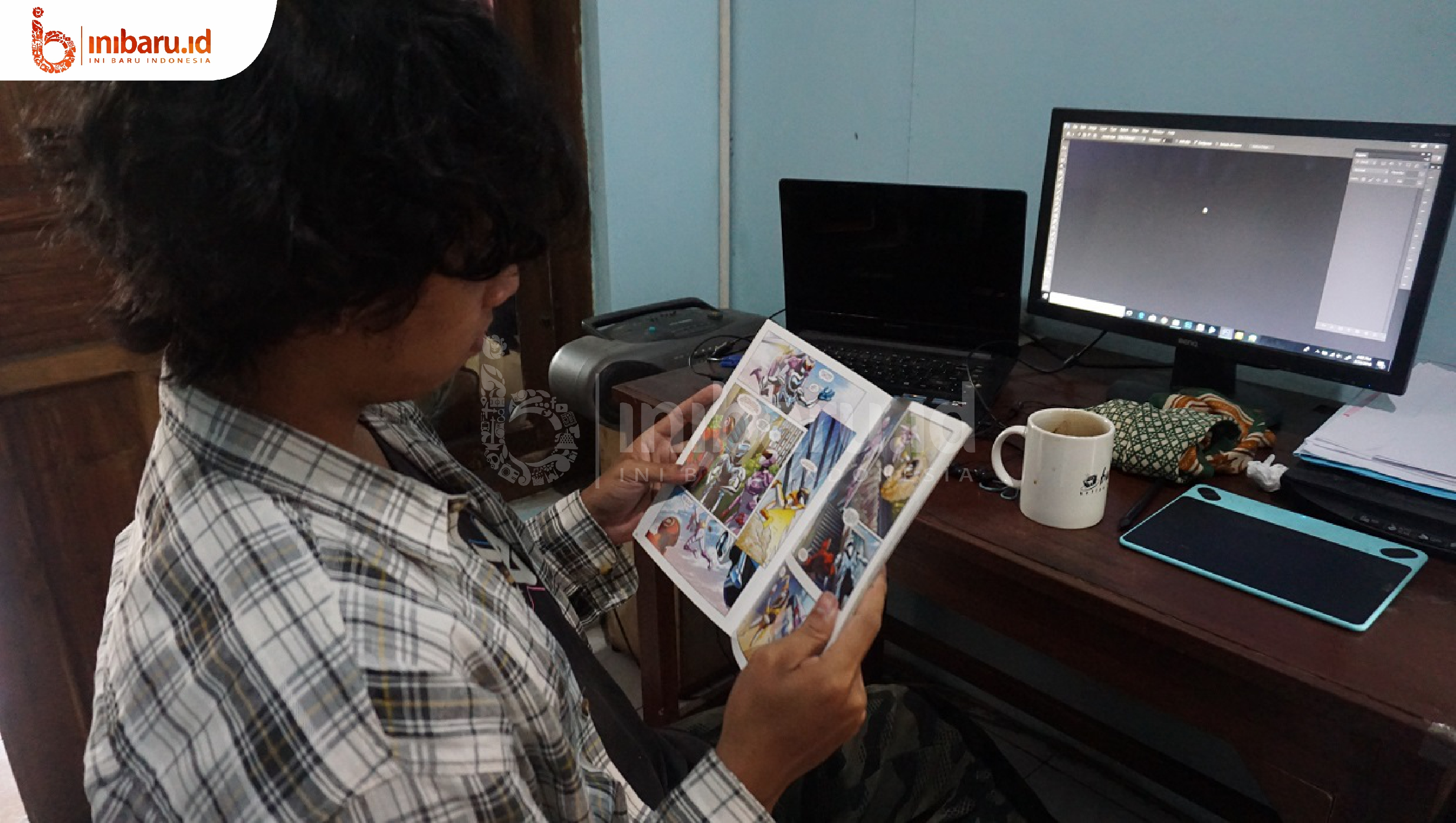 Pilih Komik Cetak atau Daring?