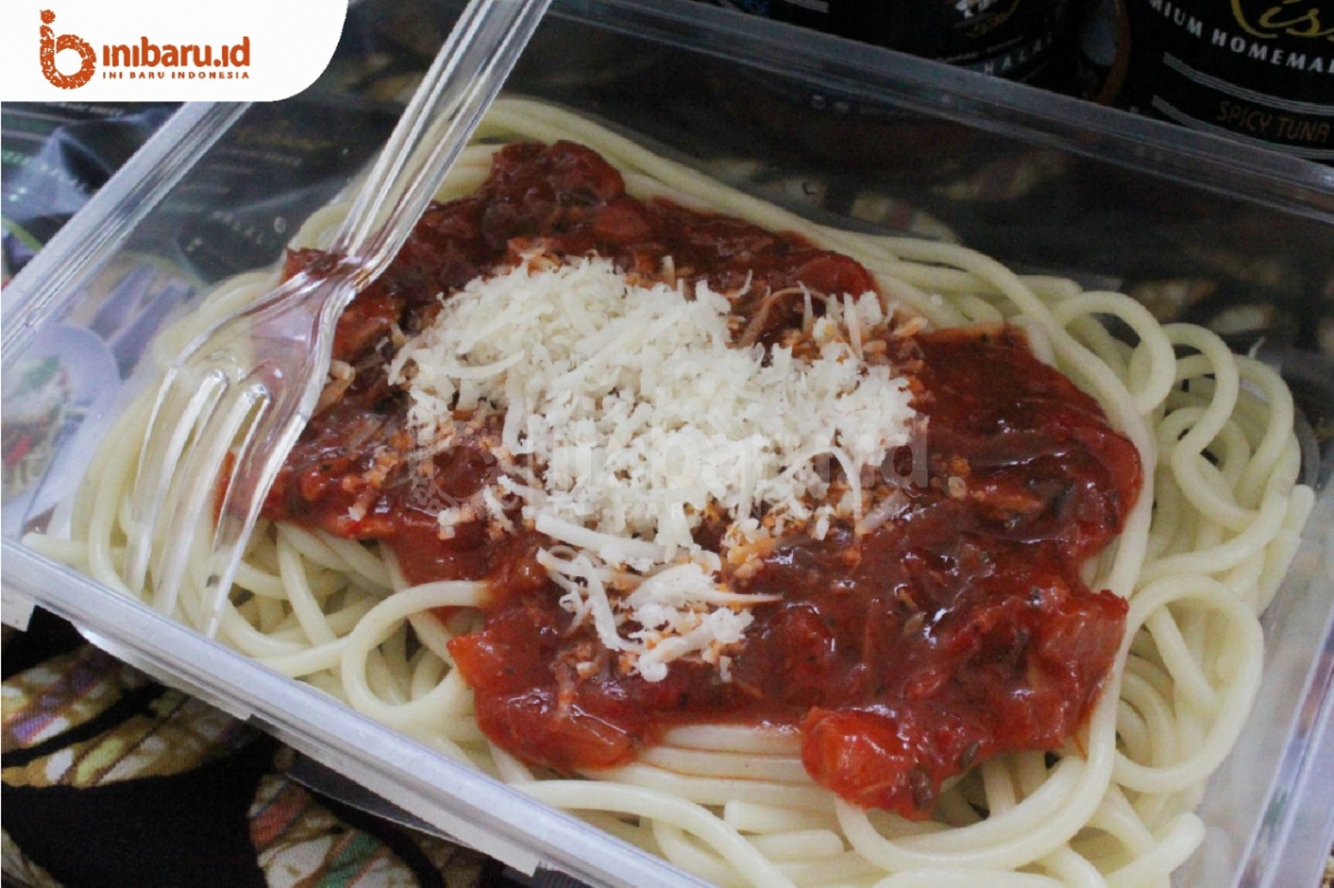 Mencoba Saus Pasta Siap Saji dari Kartasura yang Punya Ekstra Potongan Daging 