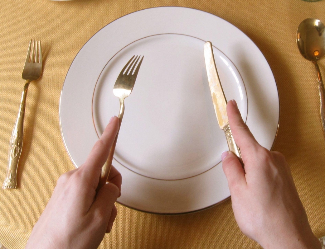 Mengenal Jenis-Jenis Sendok dan Garpu untuk Jamuan Makan Internasional