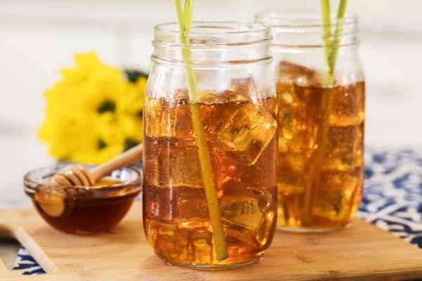 Teh Madu, Minuman Sederhana yang Bikin Semangat Menyala